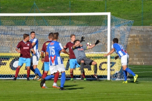 FK Čáslav, a. s. : FK Náchod s. r. o. 6:0 (3:0)