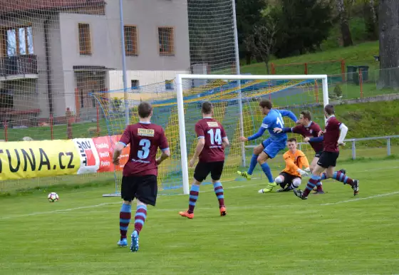 TJ Spartak Chrástava vs FKN 5 : 3 (1 : 2)