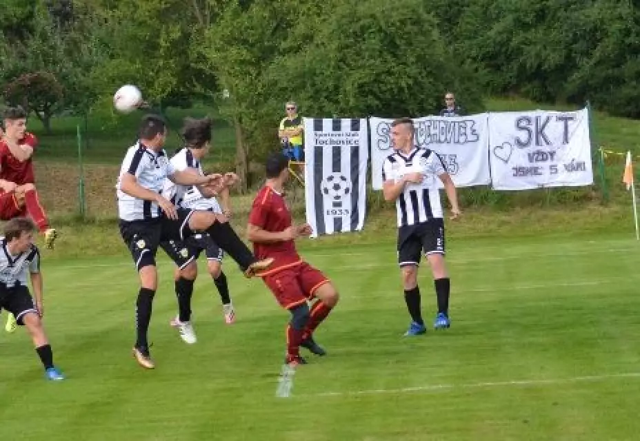 SK Tochovice, z. s. : FK Náchod 1:3 (1:2)